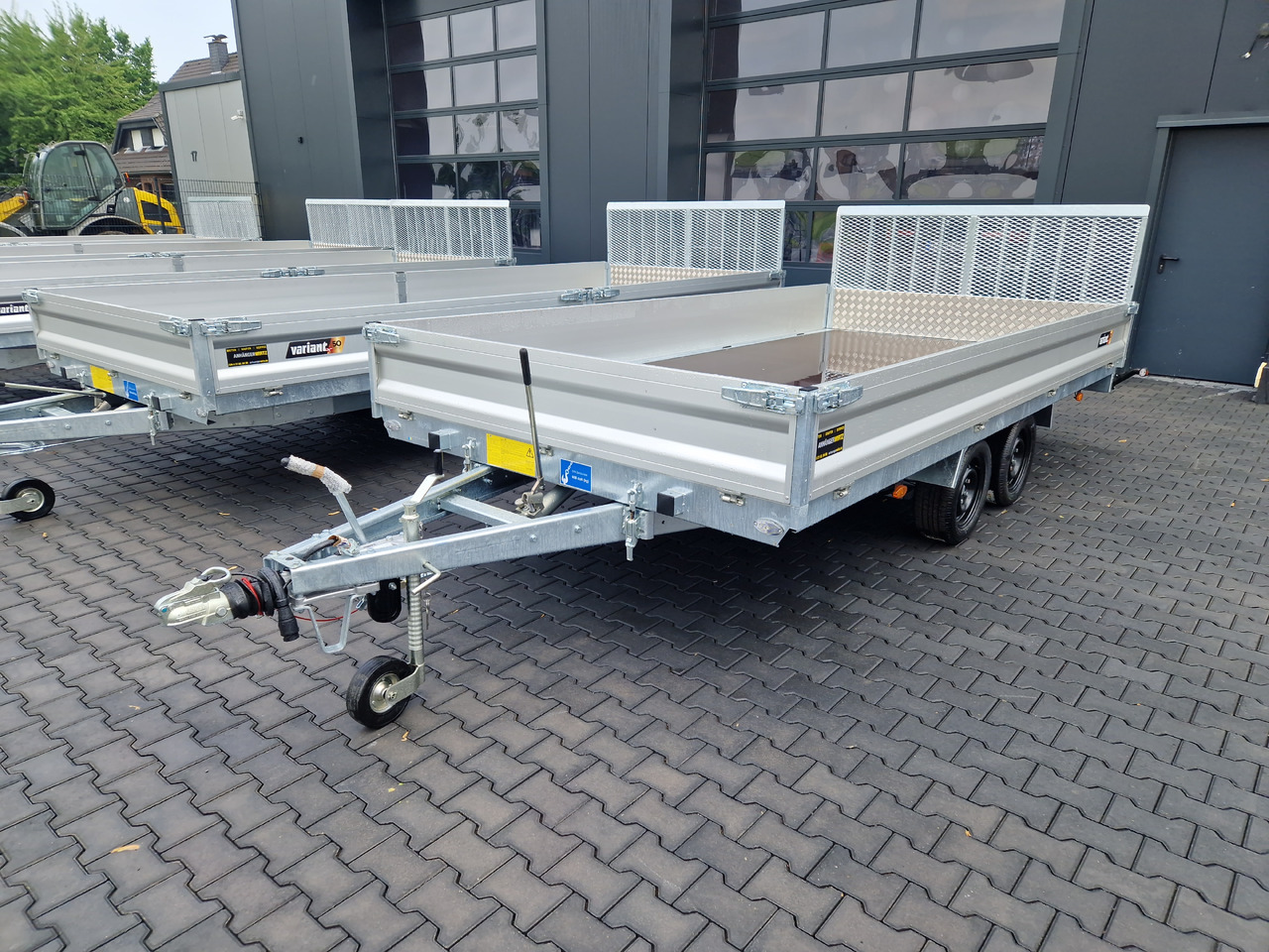Variant Maschinentransporter 3542 UX Maxi Load Tandem Parabelfeder LED Felgen black 3500kg - Remorque porte engin: photos 2 Variant Maschinentransporter 3542 UX Maxi Load Tandem Parabelfeder LED Felgen black 3500kg - Remorque porte engin: photos 2