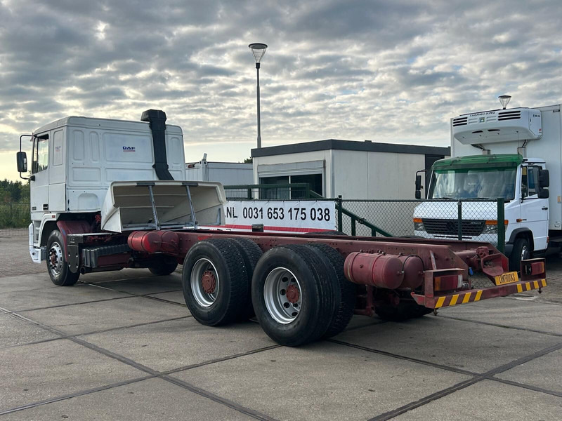 DAF 95.400 - Châssis cabine: photos 3 DAF 95.400 - Châssis cabine: photos 3