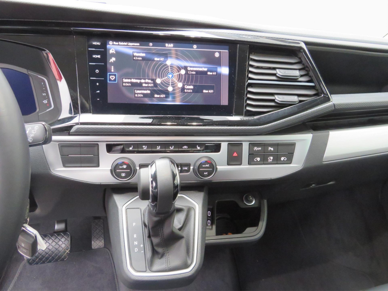VOLKSWAGEN T6.1 Multivan Comfortline Edition Court Bluetooth - Voiture: photos 4 VOLKSWAGEN T6.1 Multivan Comfortline Edition Court Bluetooth - Voiture: photos 4