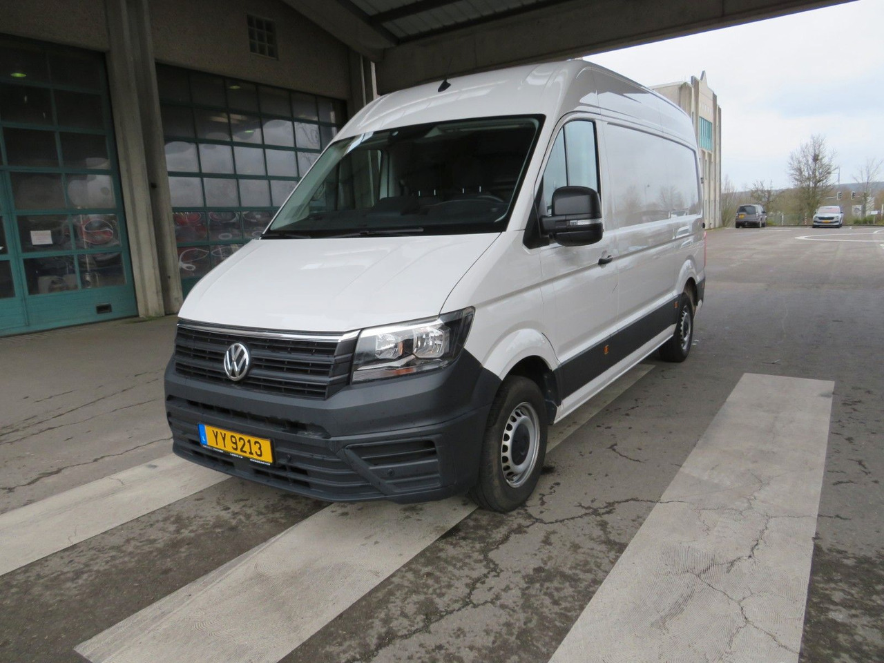 Volkswagen Crafter 35 L3H3 Kasten - Fourgon utilitaire: photos 2 Volkswagen Crafter 35 L3H3 Kasten - Fourgon utilitaire: photos 2