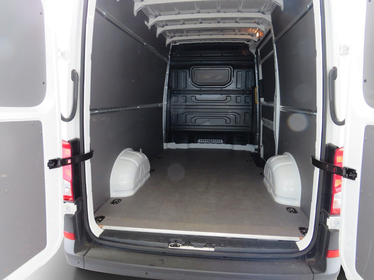 Fourgon utilitaire Volkswagen Crafter 35 L3H3 Kasten: photos 14