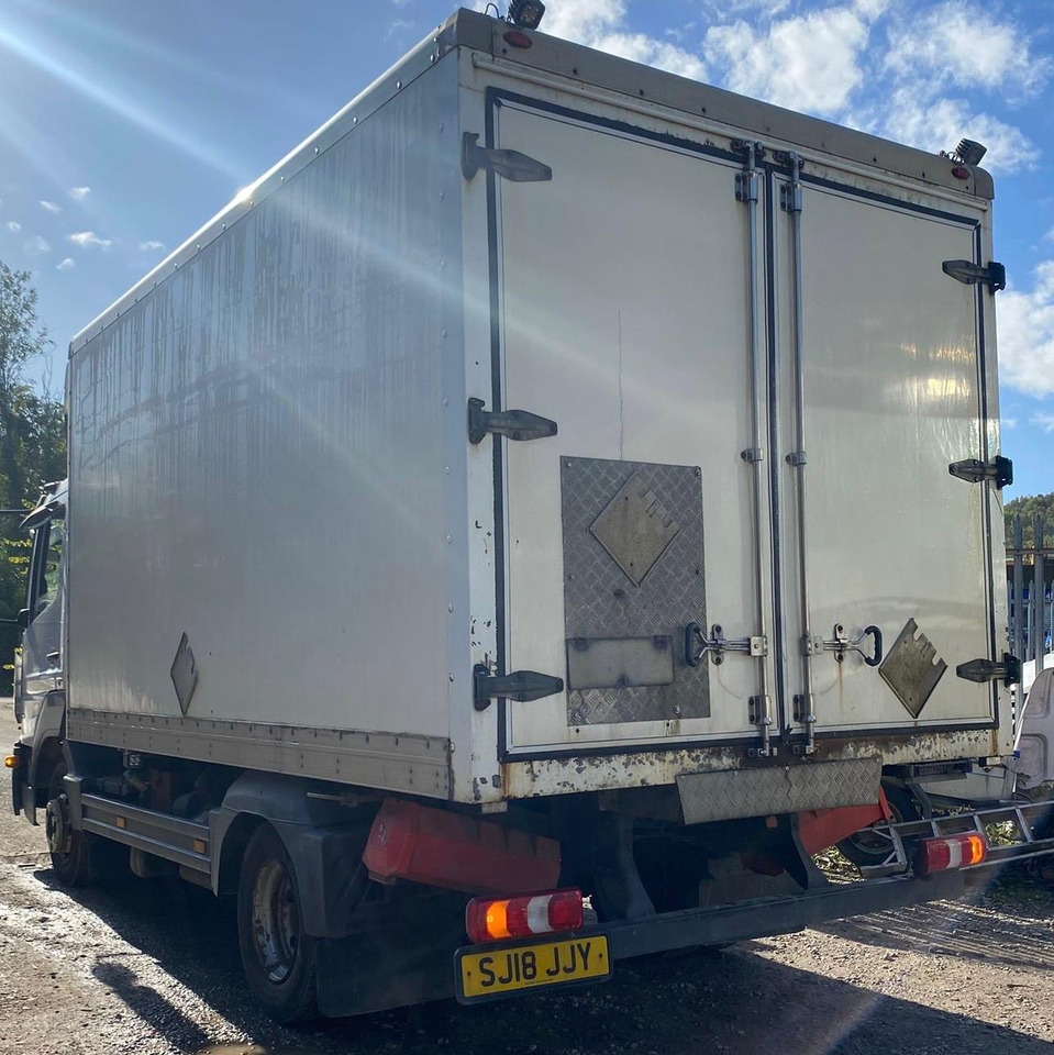 Mercedes Atego 816 - Camion fourgon: photos 4 Mercedes Atego 816 - Camion fourgon: photos 4