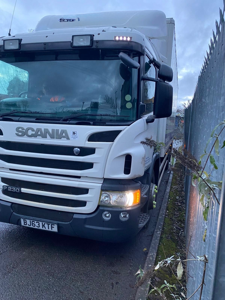 Scania P230 4x2 - Fourgon grand volume: photos 2 Scania P230 4x2 - Fourgon grand volume: photos 2