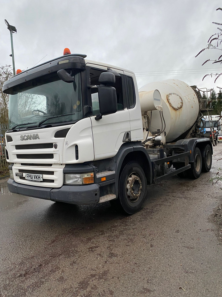Scania P280 6x4 Concrete Mixer - Camion malaxeur: photos 1 Scania P280 6x4 Concrete Mixer - Camion malaxeur: photos 1