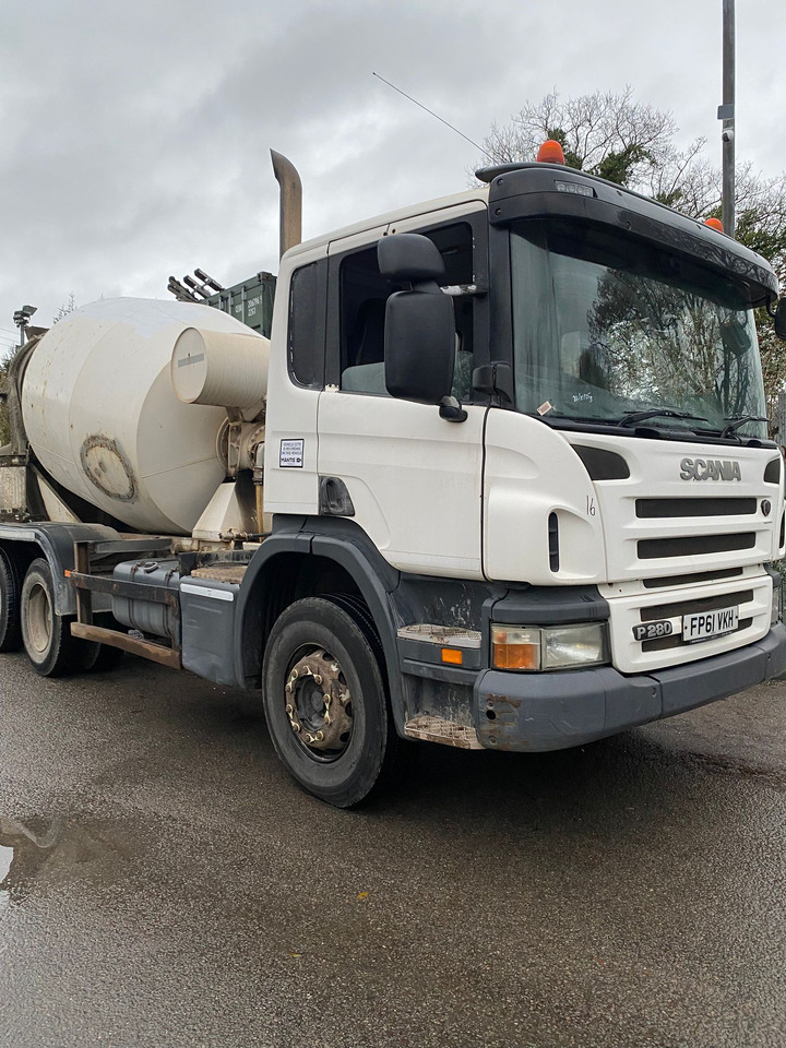 Scania P280 6x4 Concrete Mixer - Camion malaxeur: photos 2 Scania P280 6x4 Concrete Mixer - Camion malaxeur: photos 2