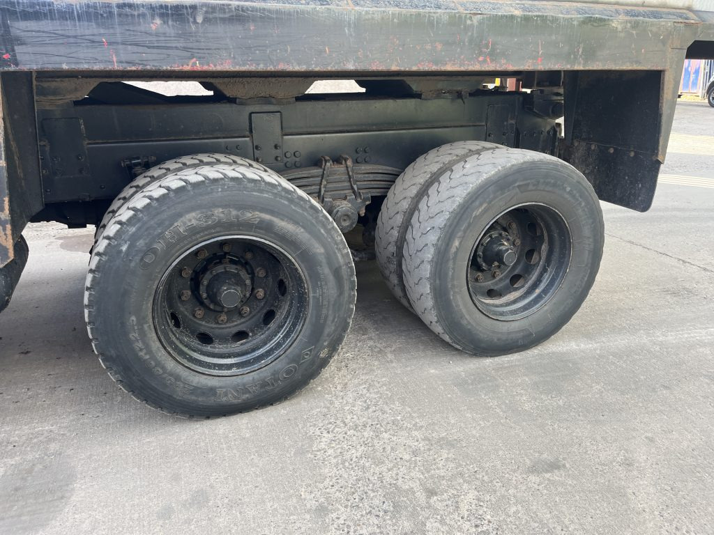 Scania P420 8x4 - Camion benne: photos 5 Scania P420 8x4 - Camion benne: photos 5