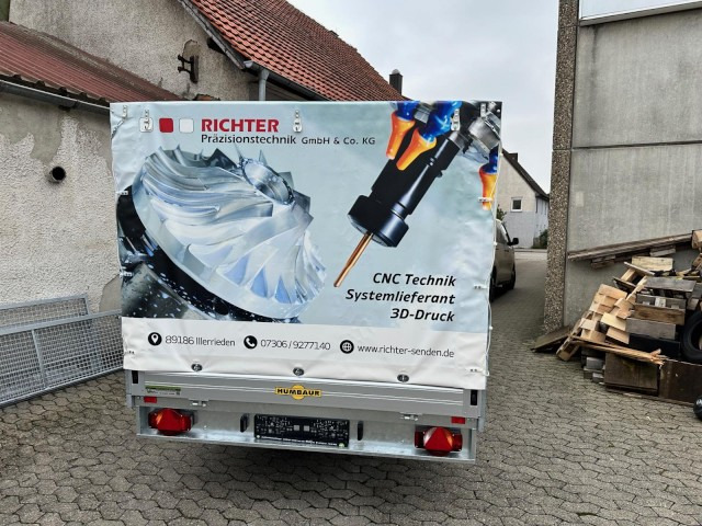 Humbaur Humbaur Plane mit Beschriftung im Digitaldruck - Remorque voiture: photos 4 Humbaur Humbaur Plane mit Beschriftung im Digitaldruck - Remorque voiture: photos 4