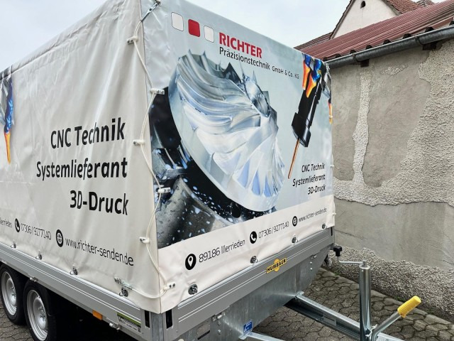 Humbaur Humbaur Plane mit Beschriftung im Digitaldruck - Remorque voiture: photos 2 Humbaur Humbaur Plane mit Beschriftung im Digitaldruck - Remorque voiture: photos 2