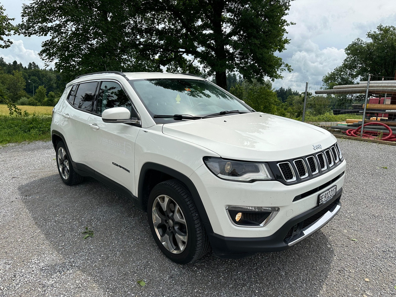 JEEP - SUV: photos 2 JEEP - SUV: photos 2