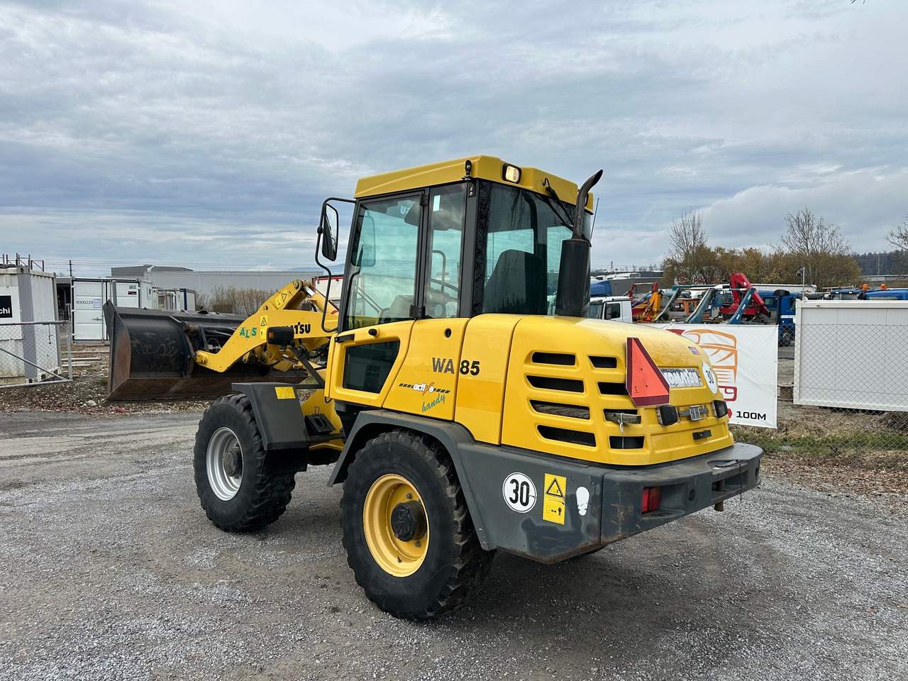 KOMATSU WA 85 3 - Chargeuse sur pneus: photos 3 KOMATSU WA 85 3 - Chargeuse sur pneus: photos 3