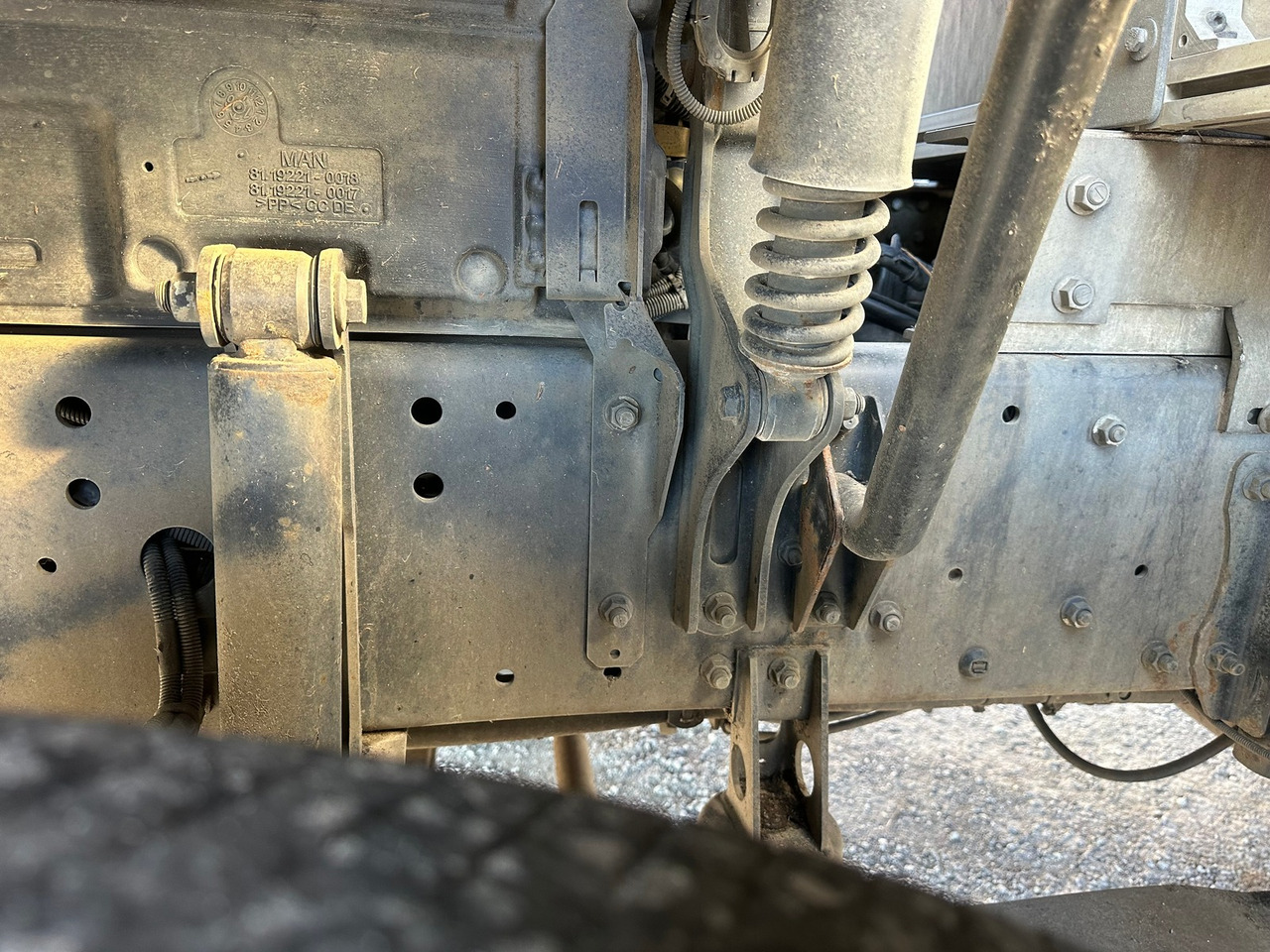 MAN TGM 15.290 4x2 Absetzkipper - Camion multibenne: photos 3 MAN TGM 15.290 4x2 Absetzkipper - Camion multibenne: photos 3