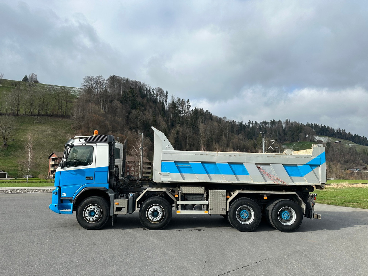 VOLVO FMX 420 8x4 - Camion - système de câble: photos 5 VOLVO FMX 420 8x4 - Camion - système de câble: photos 5