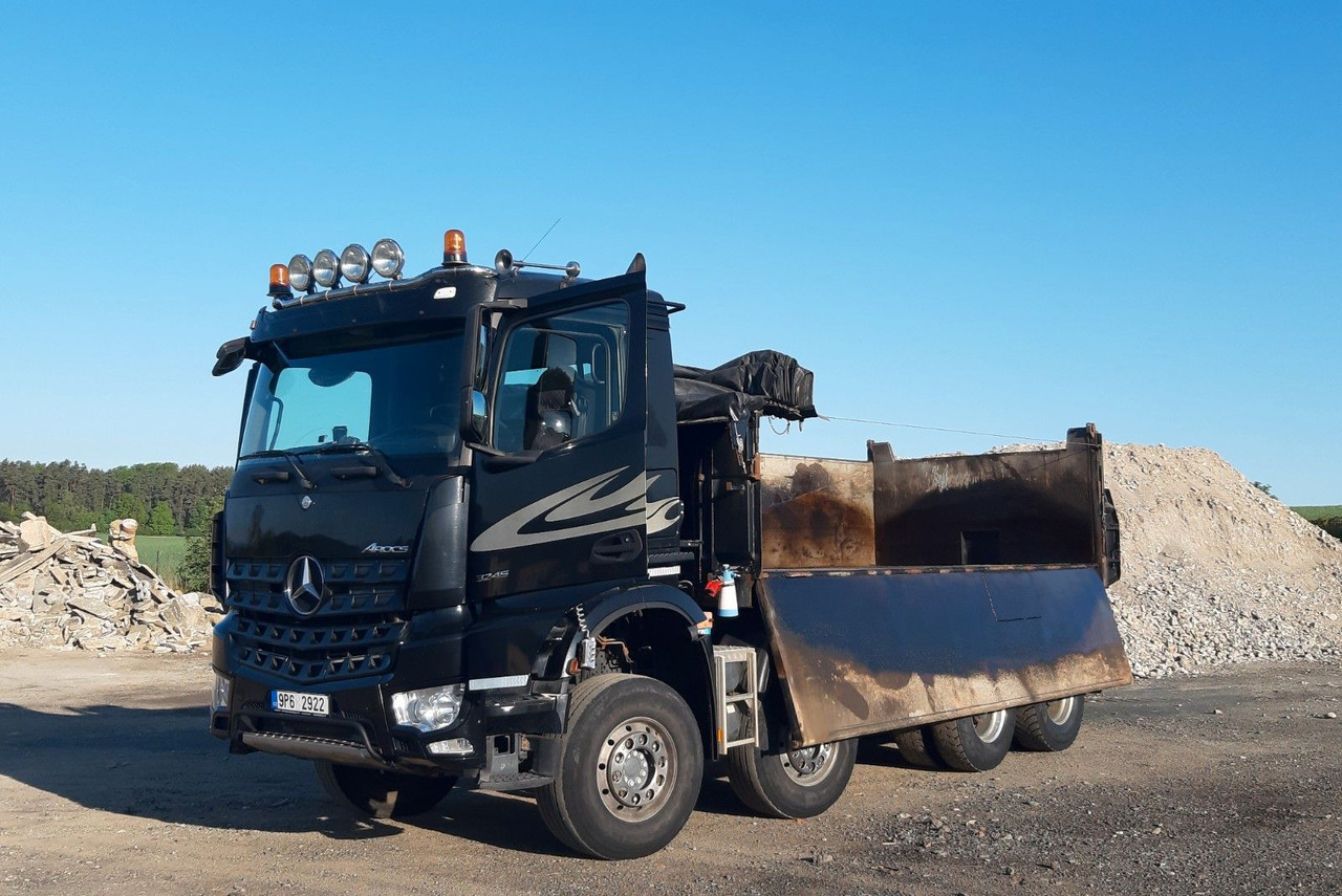 Mercedes-Benz AROCS 3245 8x4 Bordmatic/ THERMO/ CRAMARO/ AHK - Camion benne: photos 2 Mercedes-Benz AROCS 3245 8x4 Bordmatic/ THERMO/ CRAMARO/ AHK - Camion benne: photos 2