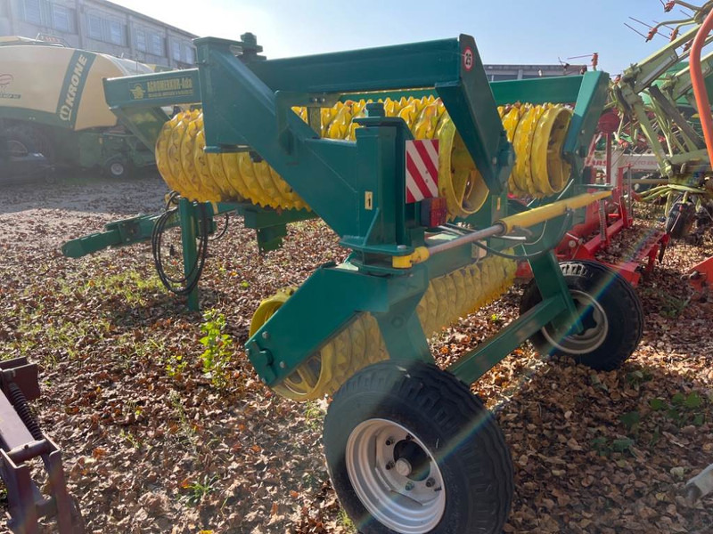 Agromerkur Cambridge 5.4 - Rouleau agricole: photos 4 Agromerkur Cambridge 5.4 - Rouleau agricole: photos 4