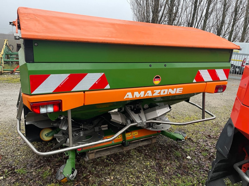 Amazone ZA-TS 1700 PROFIS TRONIC - Distributeur d'engrais: photos 2 Amazone ZA-TS 1700 PROFIS TRONIC - Distributeur d'engrais: photos 2