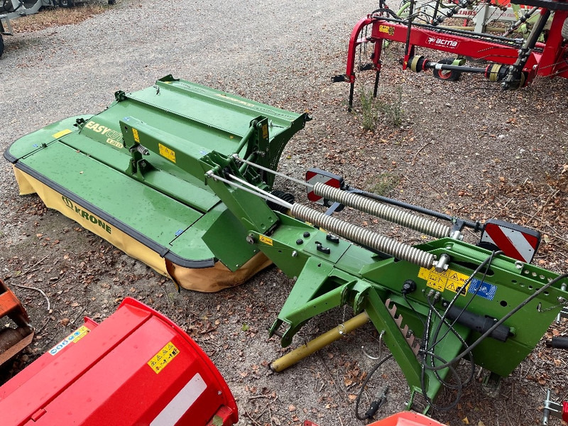 Krone Easy Cut R 280 CR - Faucheuse: photos 1 Krone Easy Cut R 280 CR - Faucheuse: photos 1