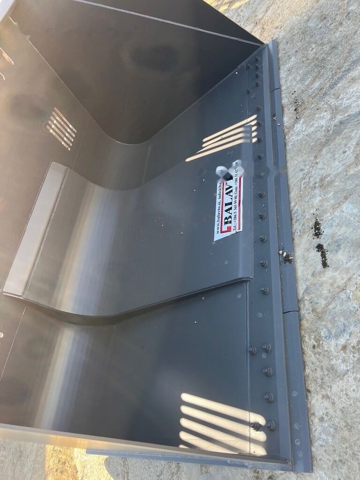 Balavto Loader bucket 3000 mm - Godet pour chargeur: photos 3 Balavto Loader bucket 3000 mm - Godet pour chargeur: photos 3