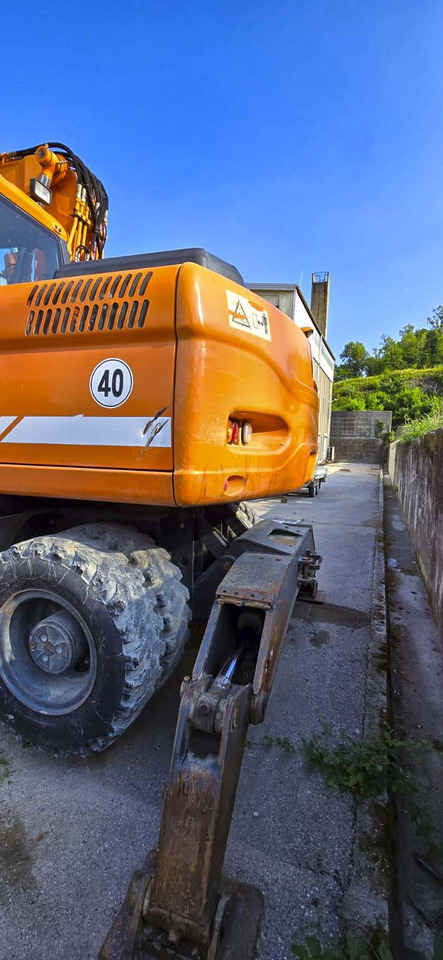 DOOSAN DX160W - Pelle sur pneus: photos 4 DOOSAN DX160W - Pelle sur pneus: photos 4