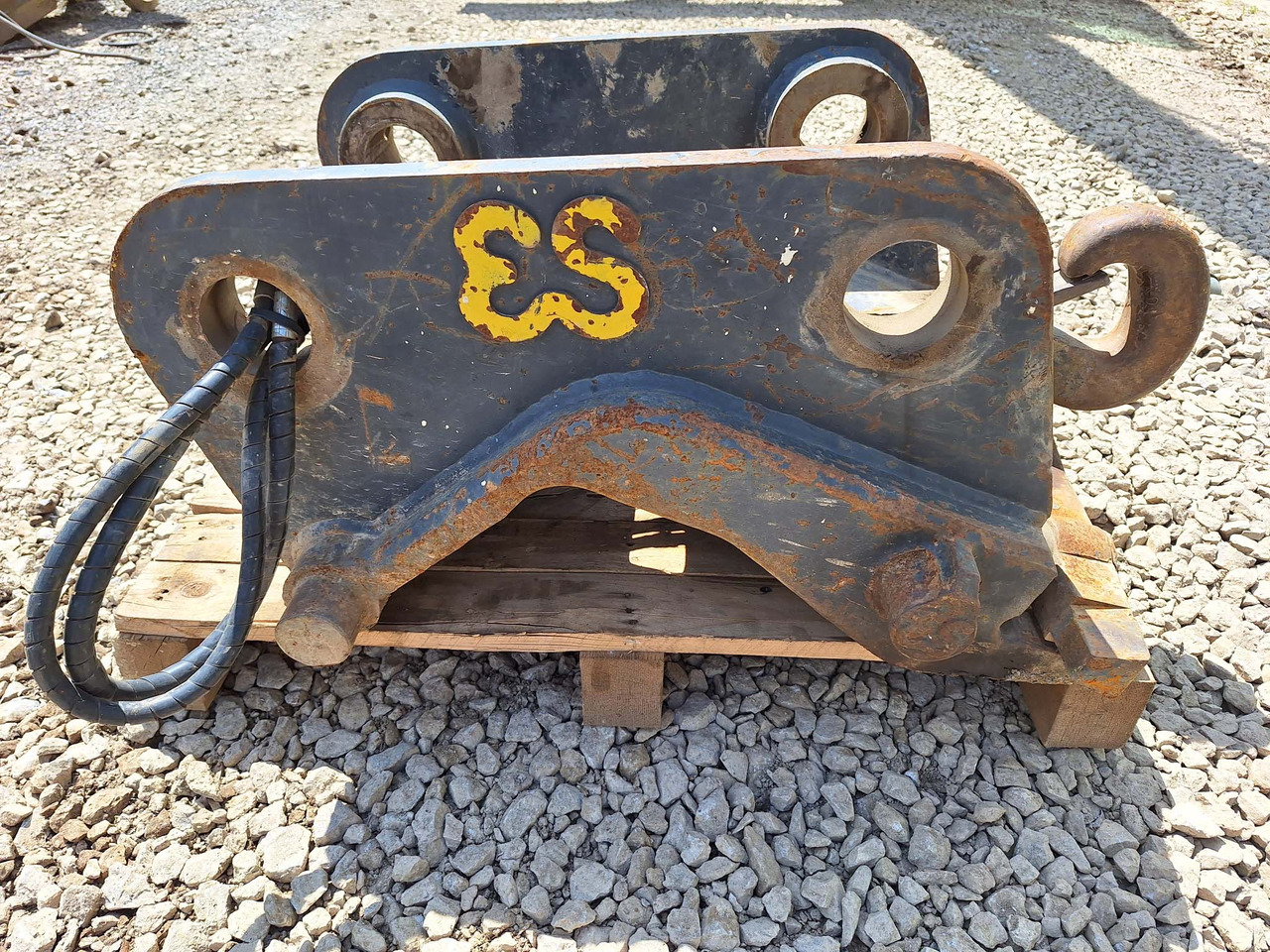 Eurosteel HCWG3 Verachtert - Attache rapide pour Engins de chantier: photos 1 Eurosteel HCWG3 Verachtert - Attache rapide pour Engins de chantier: photos 1