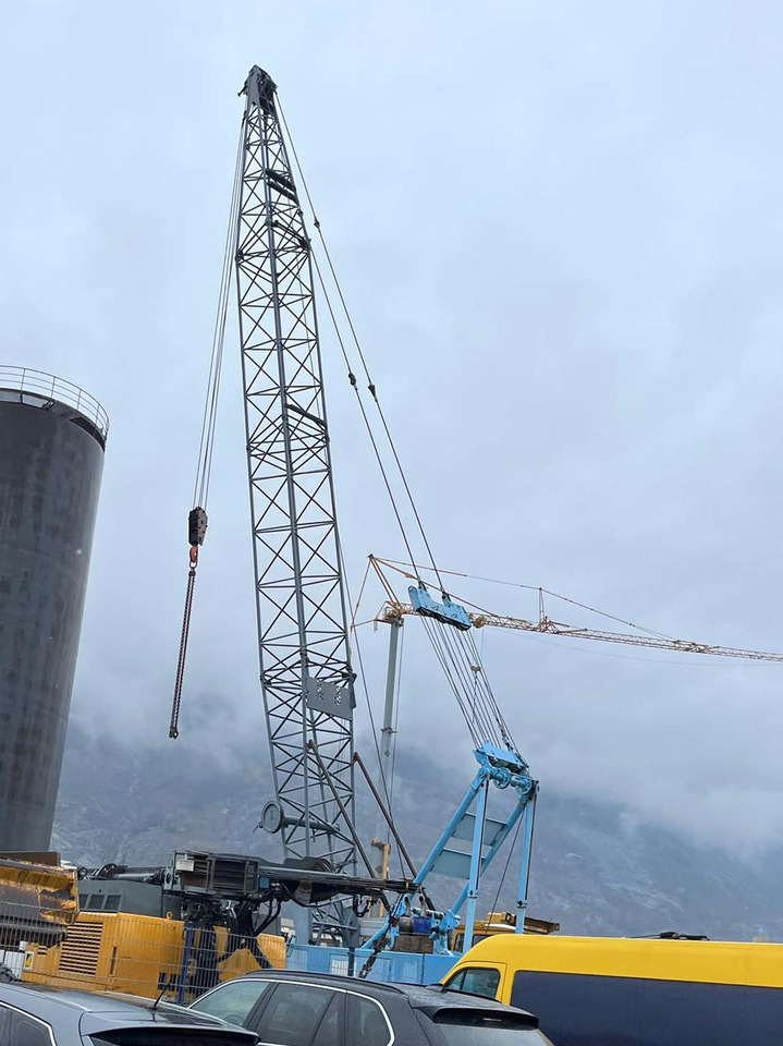 Hitachi KH 180-2 - Grue sur chenilles: photos 5 Hitachi KH 180-2 - Grue sur chenilles: photos 5