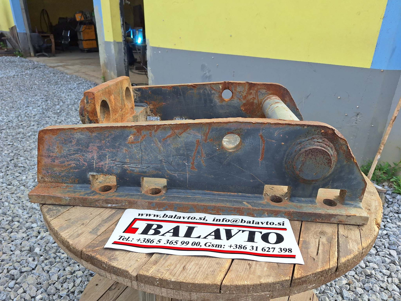 Lehnhoff attachment plate - Attache rapide pour Engins de chantier: photos 2 Lehnhoff attachment plate - Attache rapide pour Engins de chantier: photos 2