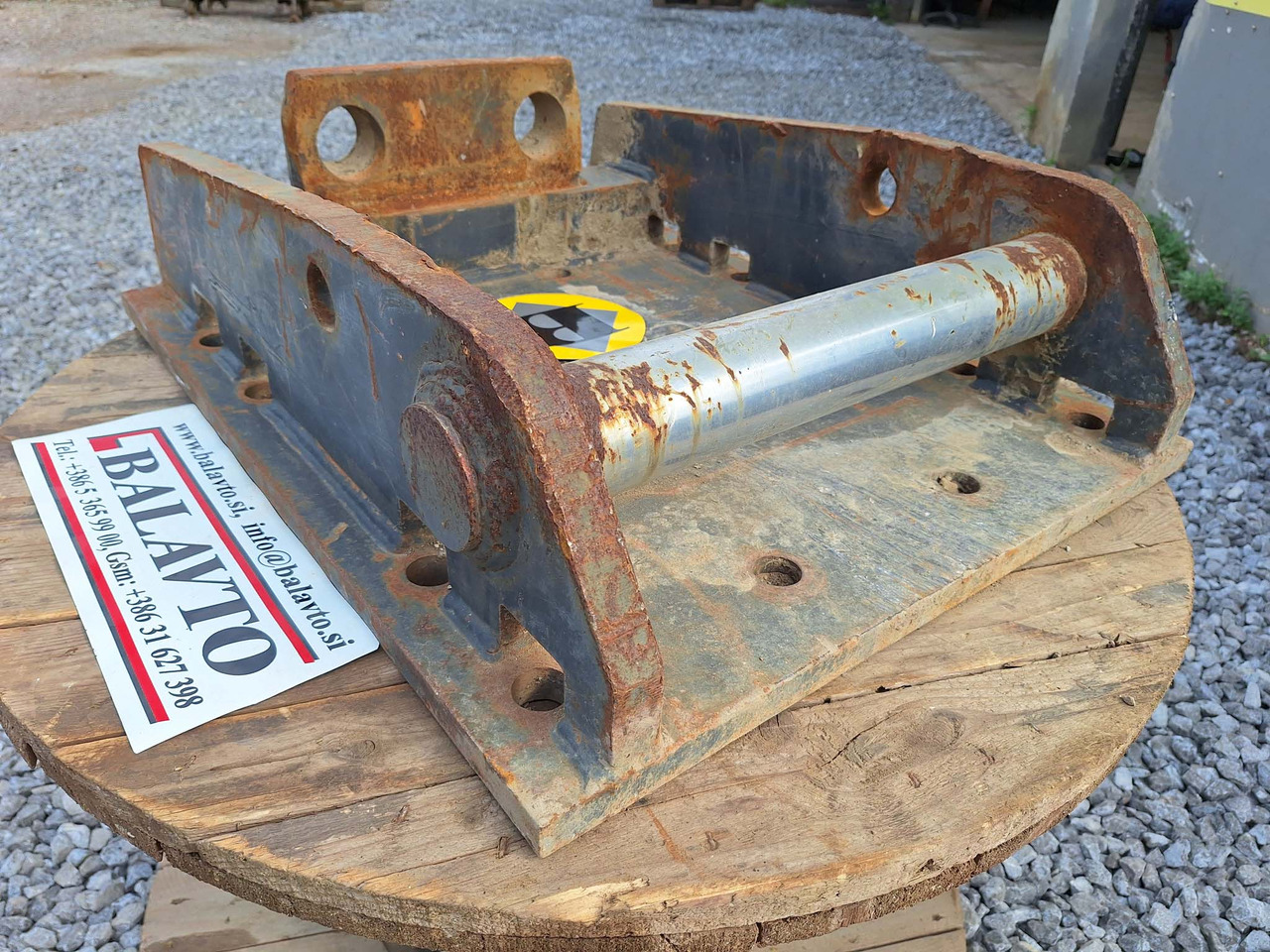 Lehnhoff attachment plate - Attache rapide pour Engins de chantier: photos 3 Lehnhoff attachment plate - Attache rapide pour Engins de chantier: photos 3