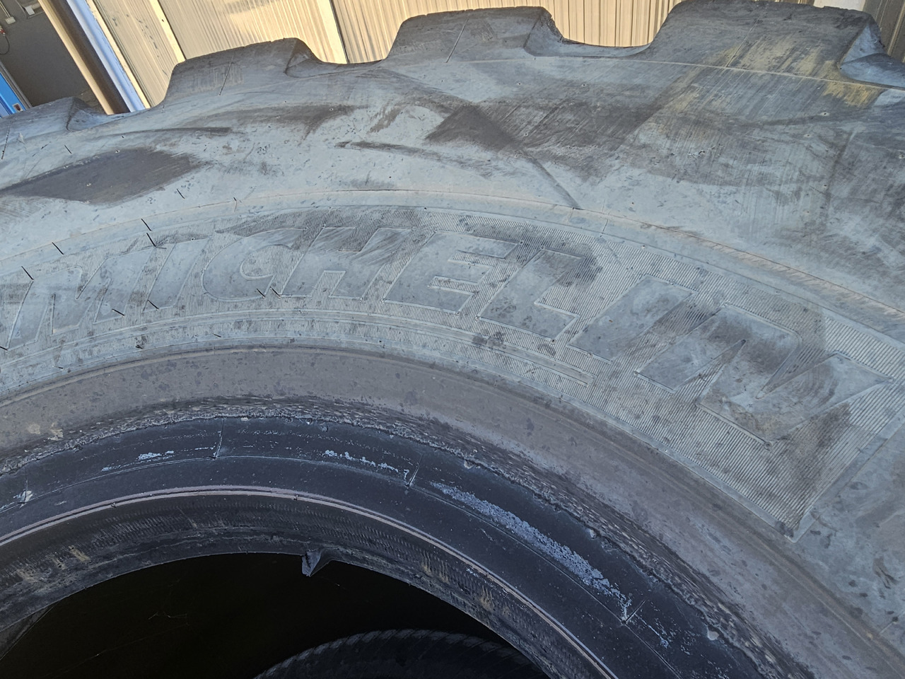 MICHELIN XMINE D2, 35/65R33 - Pneu pour Chargeuse sur pneus: photos 2 MICHELIN XMINE D2, 35/65R33 - Pneu pour Chargeuse sur pneus: photos 2