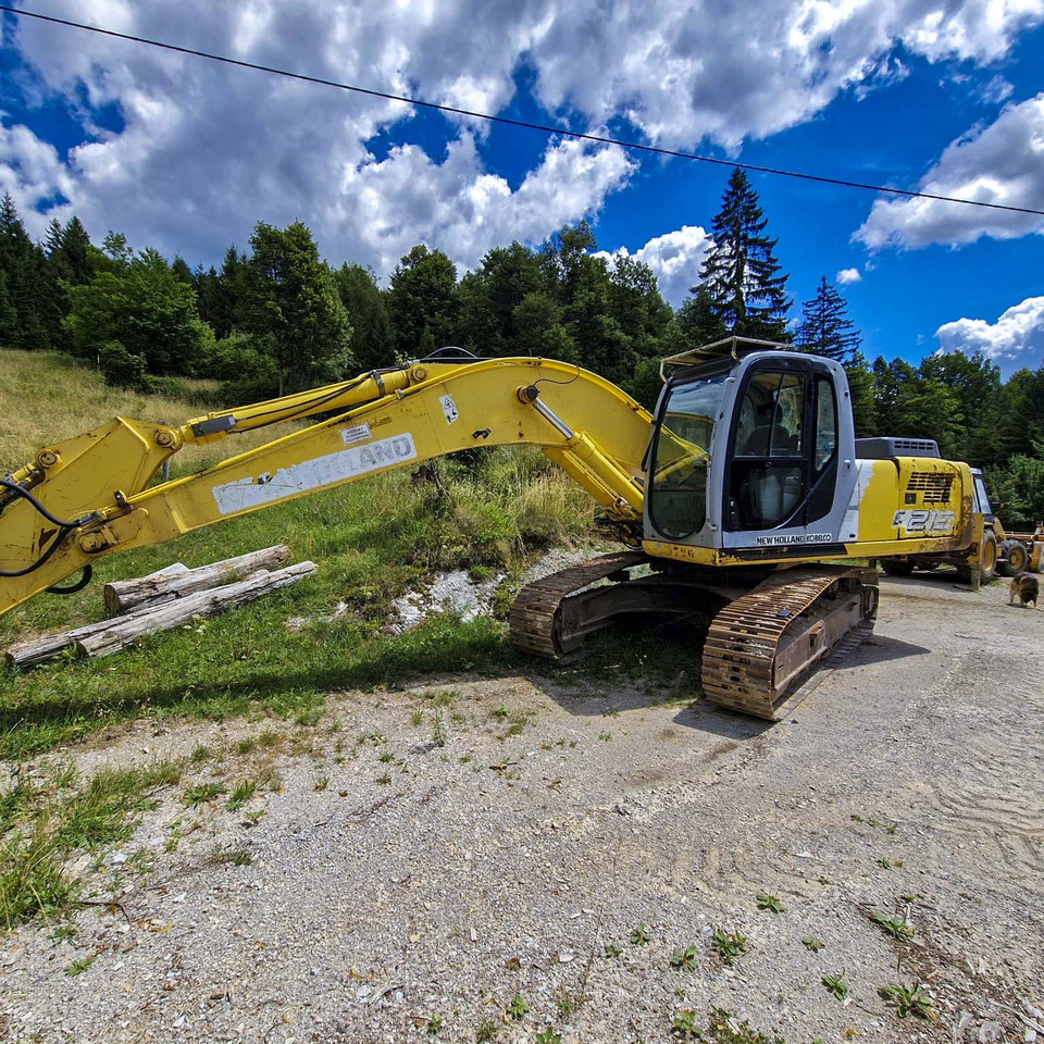 New Holland Kobelco E215 - Pelle sur chenille: photos 2 New Holland Kobelco E215 - Pelle sur chenille: photos 2