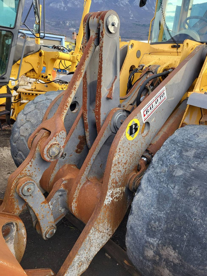 Volvo lifting framework - Pièces de rechange pour Chargeuse: photos 1 Volvo lifting framework - Pièces de rechange pour Chargeuse: photos 1