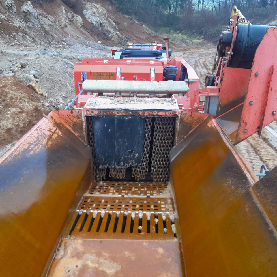 Terex-Finlay I-110 RS - Concasseur à mâchoires: photos 4 Terex-Finlay I-110 RS - Concasseur à mâchoires: photos 4