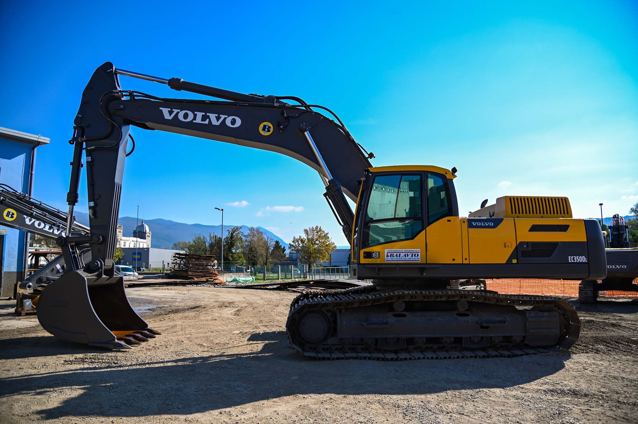 VOLVO EC350DL - Pelle sur chenille: photos 3 VOLVO EC350DL - Pelle sur chenille: photos 3