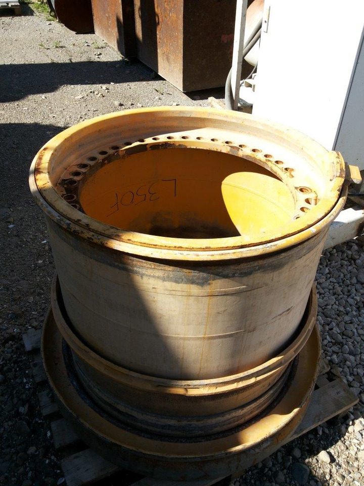 VOLVO L350F - Jante: photos 1 VOLVO L350F - Jante: photos 1