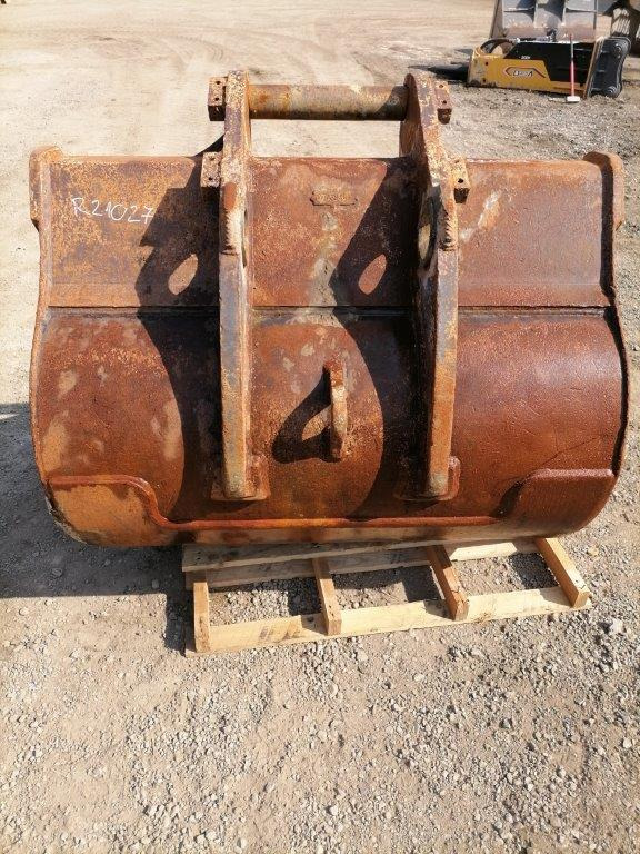 VTN Digging bucket 1300 mm - Godet pour pelle: photos 5 VTN Digging bucket 1300 mm - Godet pour pelle: photos 5