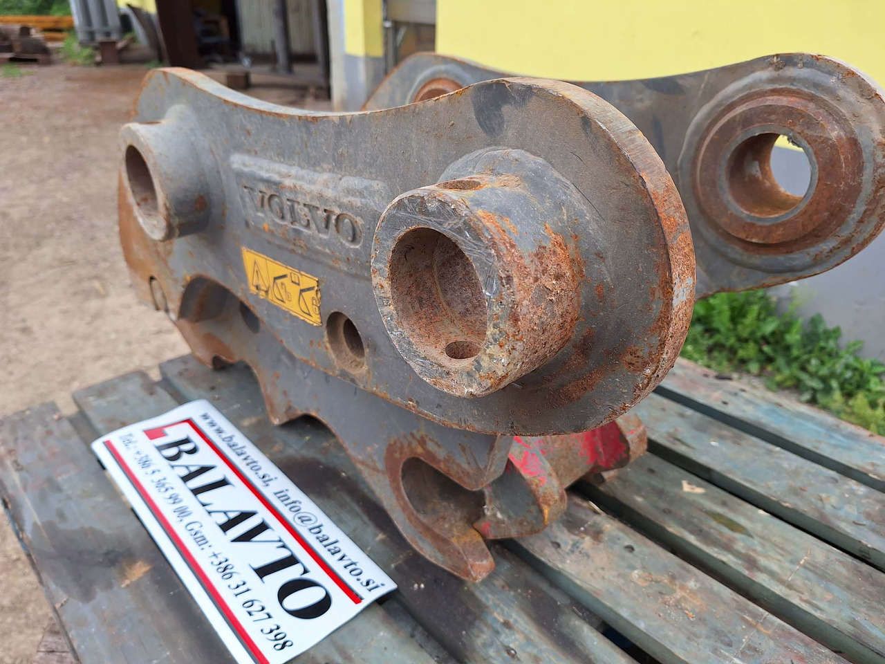 Volvo 14709434 Volvo EC140, EW140, ECR145 - Attache rapide pour Engins de chantier: photos 2 Volvo 14709434 Volvo EC140, EW140, ECR145 - Attache rapide pour Engins de chantier: photos 2