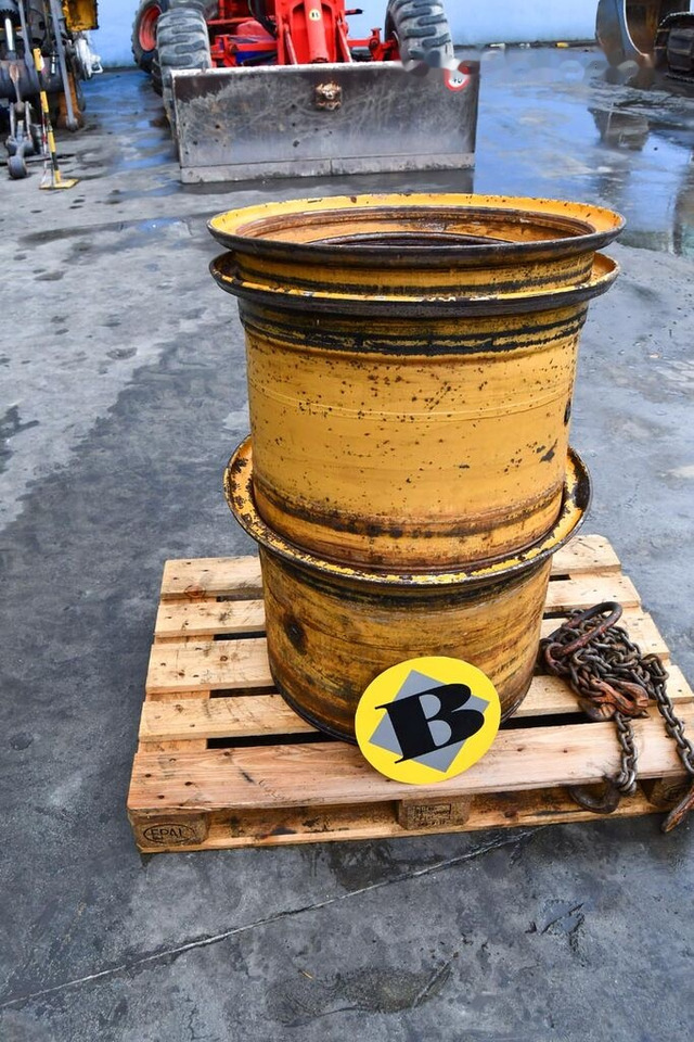 Volvo 4400, 6300, L90, L90B, L70 - Jante: photos 2 Volvo 4400, 6300, L90, L90B, L70 - Jante: photos 2