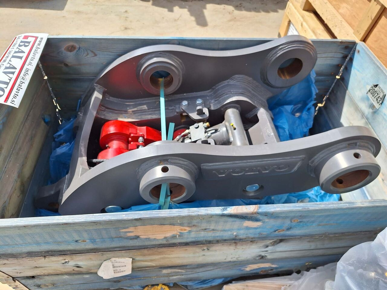 Volvo 8296852   Volvo EC350/380 - Attache rapide pour Pelle: photos 2 Volvo 8296852   Volvo EC350/380 - Attache rapide pour Pelle: photos 2