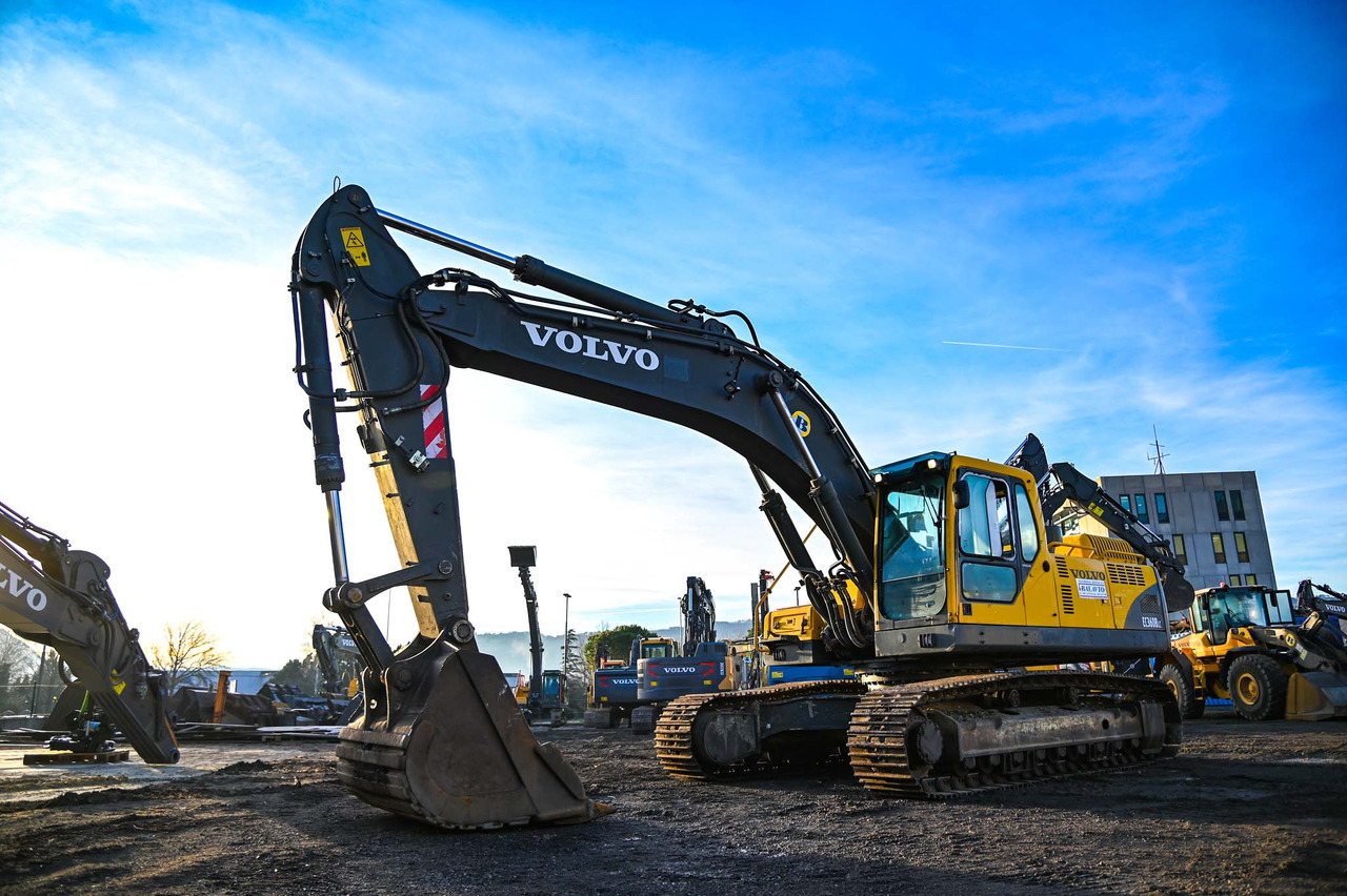 Volvo EC360B NLC - Pelle sur chenille: photos 1 Volvo EC360B NLC - Pelle sur chenille: photos 1