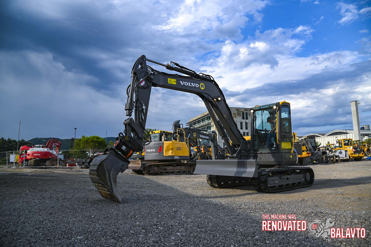 Volvo ECR88D - Mini pelle: photos 3 Volvo ECR88D - Mini pelle: photos 3