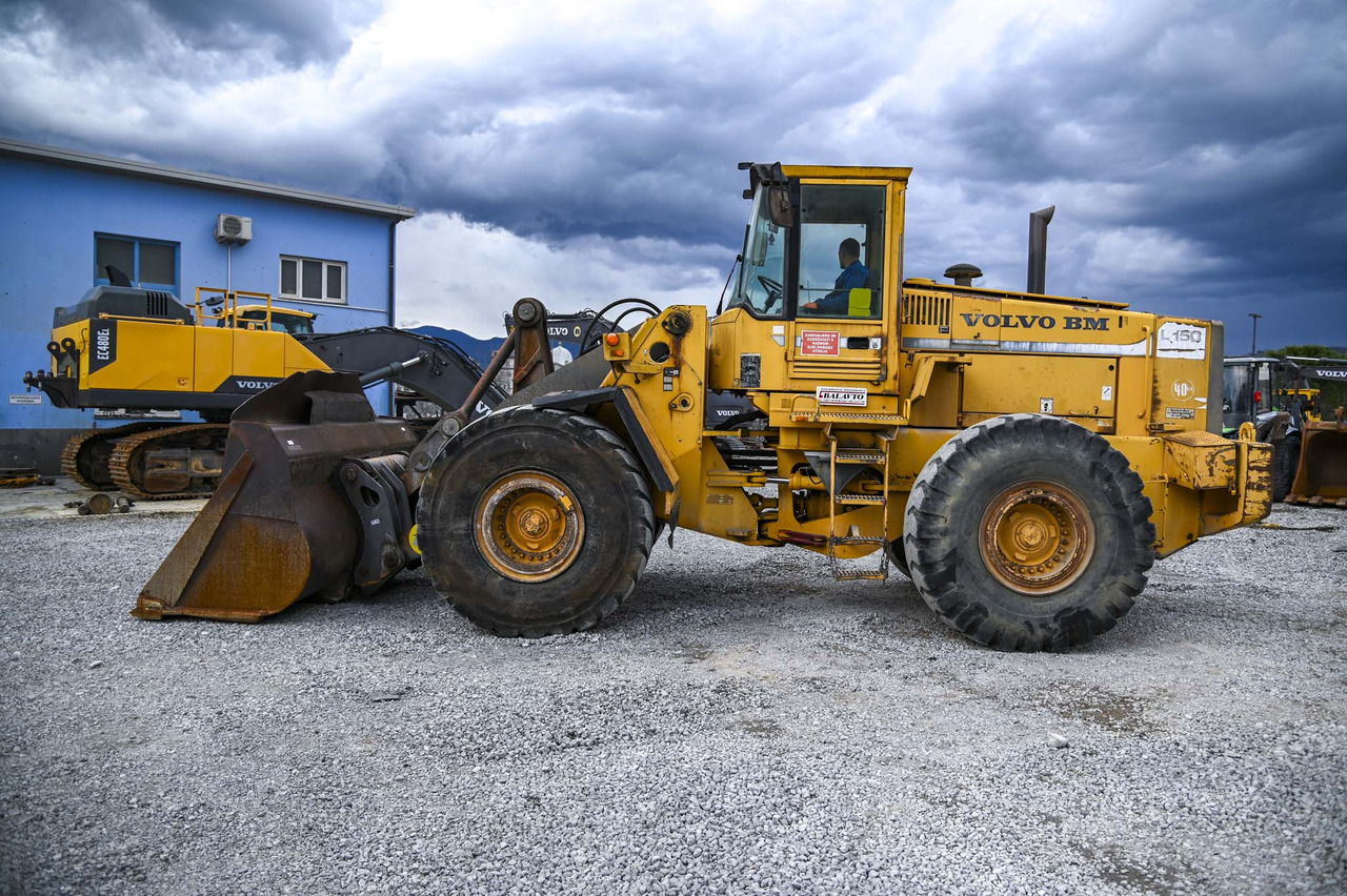 Volvo L150 - Chargeuse sur pneus: photos 2 Volvo L150 - Chargeuse sur pneus: photos 2