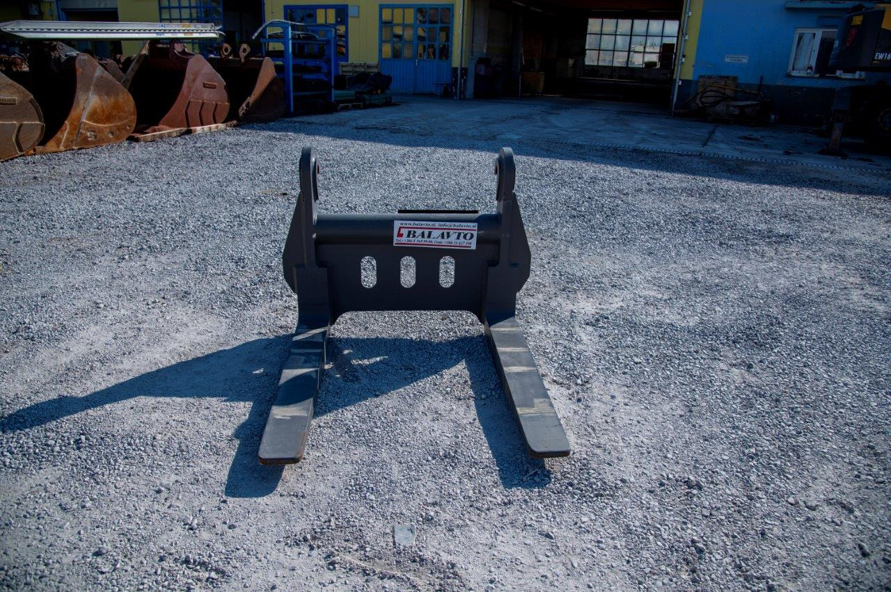 Volvo pallet forks 91420 - Fourches pour Chargeuse: photos 1 Volvo pallet forks 91420 - Fourches pour Chargeuse: photos 1