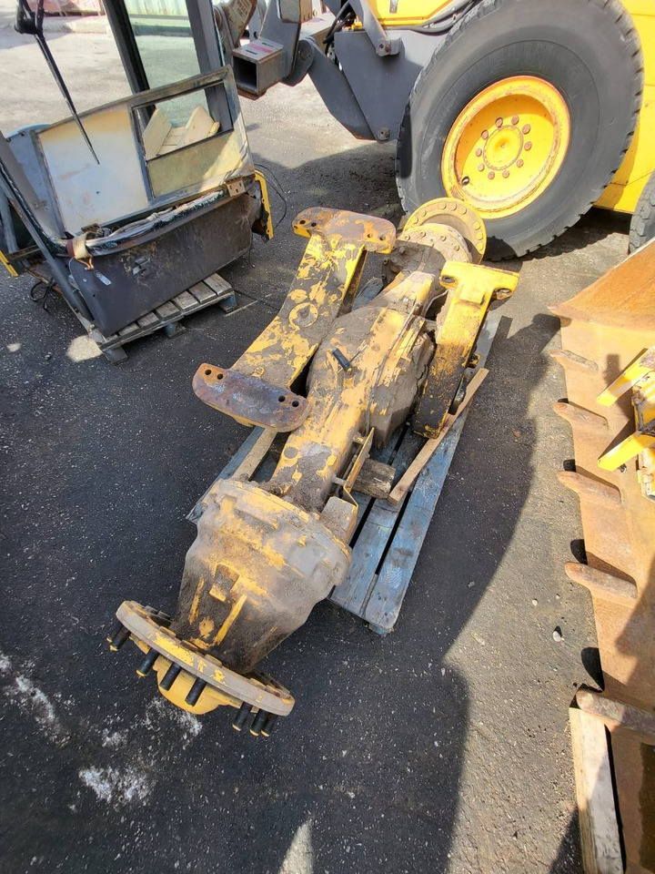 Volvo rear axle - Essieu arrière pour Chargeuse: photos 3 Volvo rear axle - Essieu arrière pour Chargeuse: photos 3