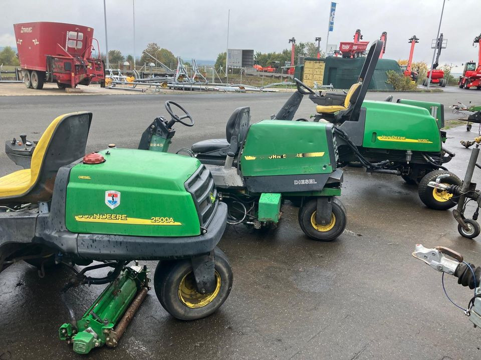 John Deere Spindelmäher, Großflächenmäher 2243, 2500A, 3235C - Motofaucheuse: photos 2 John Deere Spindelmäher, Großflächenmäher 2243, 2500A, 3235C - Motofaucheuse: photos 2