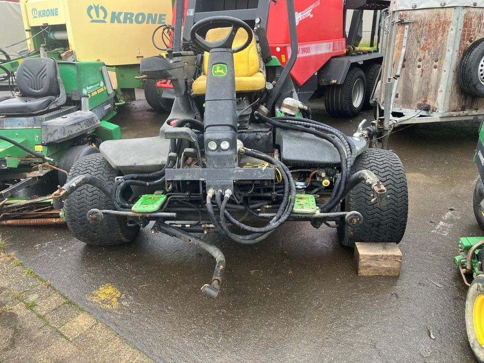 John Deere Spindelmäher, Großflächenmäher 2243, 2500A, 3235C - Motofaucheuse: photos 5 John Deere Spindelmäher, Großflächenmäher 2243, 2500A, 3235C - Motofaucheuse: photos 5