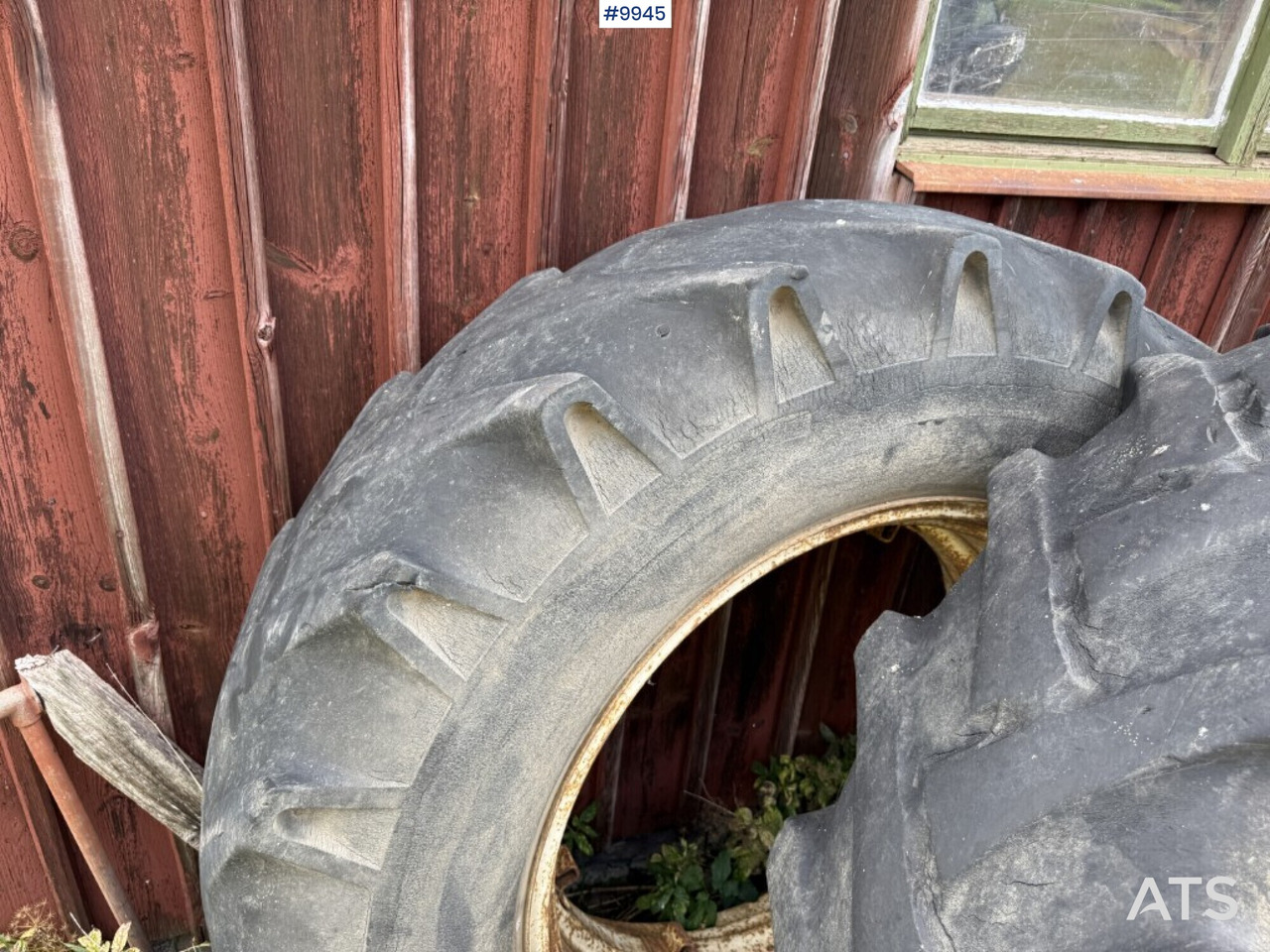 2 tractor tires with rims and rings - Roue complète pour Tracteur agricole: photos 4 2 tractor tires with rims and rings - Roue complète pour Tracteur agricole: photos 4