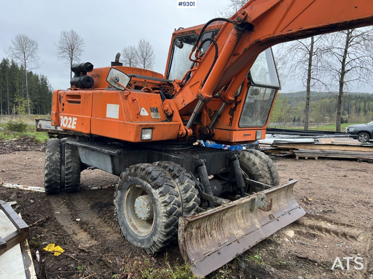 Atlas 1302 E Wheeled excavator with attachments (VIDEO) - Pelle sur pneus: photos 2 Atlas 1302 E Wheeled excavator with attachments (VIDEO) - Pelle sur pneus: photos 2