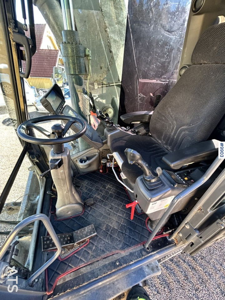 Atlas 160 wheel excavator with tiltrotator and attachments - Pelle sur pneus: photos 5 Atlas 160 wheel excavator with tiltrotator and attachments - Pelle sur pneus: photos 5