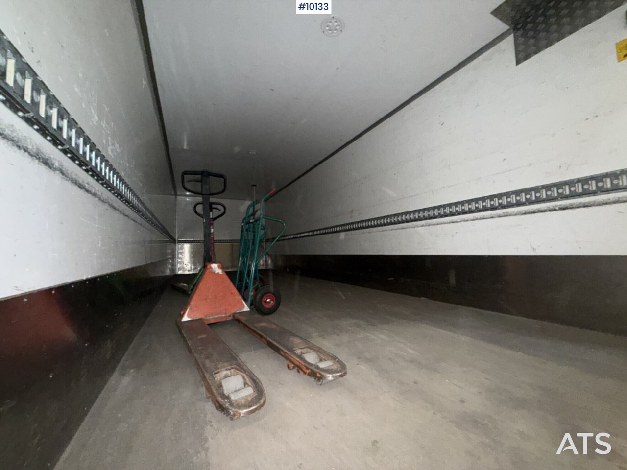 Box Truck Scania P280 Gas-powered - Autre matériel: photos 4 Box Truck Scania P280 Gas-powered - Autre matériel: photos 4