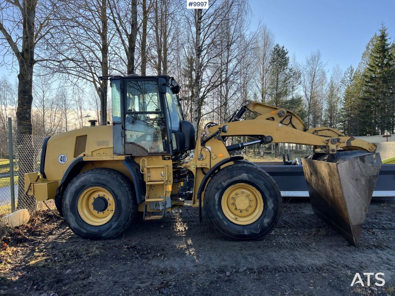 CAT 910K Wheel Loader (VIDEO) - Chargeuse sur pneus: photos 3 CAT 910K Wheel Loader (VIDEO) - Chargeuse sur pneus: photos 3