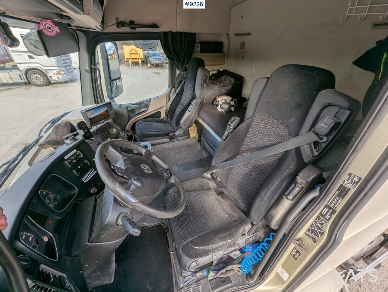 Crane Truck Mercedes-Benz Actros 2542 - Camion plateau, Camion grue: photos 5 Crane Truck Mercedes-Benz Actros 2542 - Camion plateau, Camion grue: photos 5