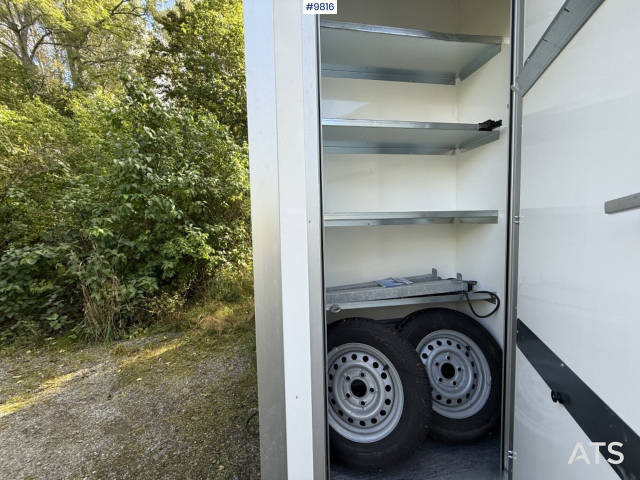 Conteneur comme habitat, Remorque Crew trailer TIKI OP420-RB: photos 16 Conteneur comme habitat, Remorque Crew trailer TIKI OP420-RB: photos 16